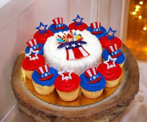 4th of July Cupcakes with 6 Inch Single Layer Round Cake