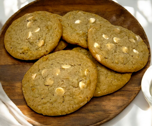 Gourmet White Chocolate Macadamia Cookie