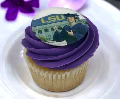 Graduation Photo Cupcakes (12 Cupcakes)