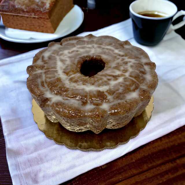 Shipper - Carrot Cake Pound Cake