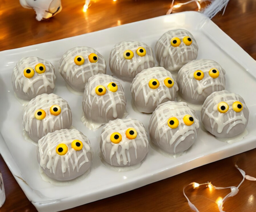 Mummy Cake Balls (12 Cake Balls)