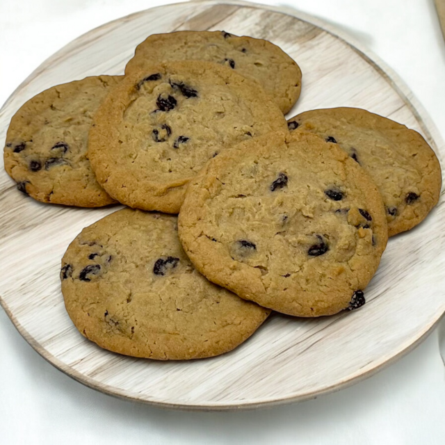 Gourmet Oatmeal Raisin Cookie