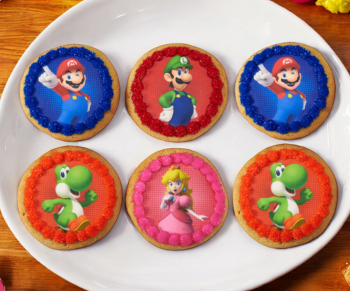 Set of 6 Super Mario™ Power Play® Edible Image Cookies